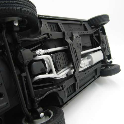 AutoArt Jeep Grand Cherokee die-cast model car - mirror missing - scale 1/18