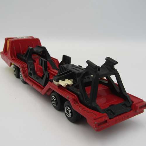 Matchbox Super Kings K-13-2 Transporter truck - no missiles