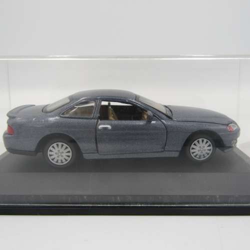 Yatming Lexus SC 400 die-cast toy car - scale 1/43