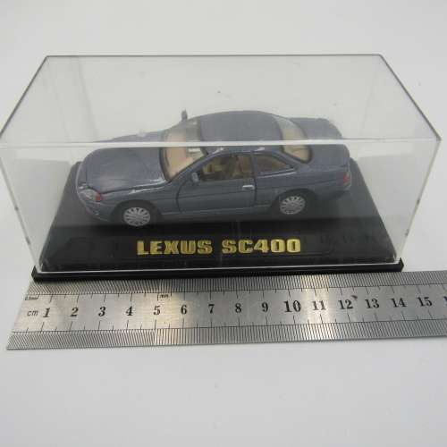 Yatming Lexus SC 400 die-cast toy car - scale 1/43