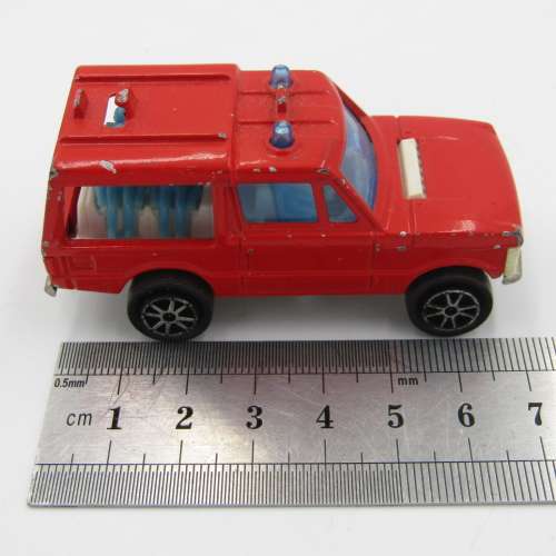 Majorette #246 Range Rover die-cast toy car - scale 1/60