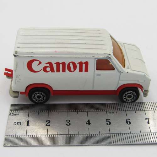 Majorette #279 / 234 Fourgon Canon delivery van die-cast toy car - one rear door missing