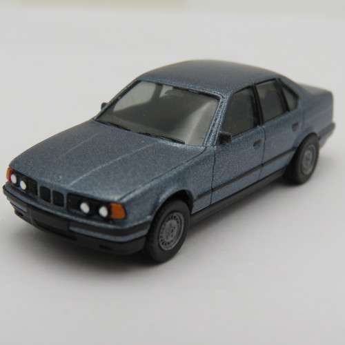 Herpa BMW 535i plastic HO-scale railway display model car - scale 1/87