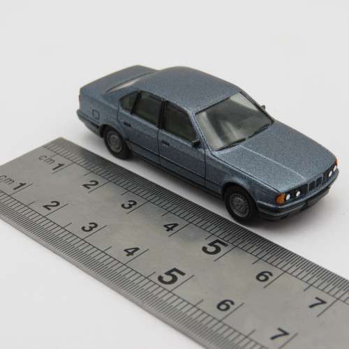 Herpa BMW 535i plastic HO-scale railway display model car - scale 1/87