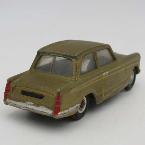 Meccano Ltd Dinky Toys #189 Triumph Herald die-cast toy car - repainted