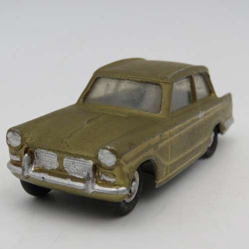 Meccano Ltd Dinky Toys #189 Triumph Herald die-cast toy car - repainted