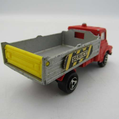 Majorette scania services tipper truck die-cast toy car
