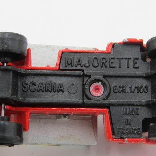 Majorette scania services tipper truck die-cast toy car