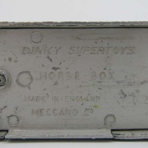 Meccano Ltd Dinky Supertoys Horse - box die-cast toy car - doors missing