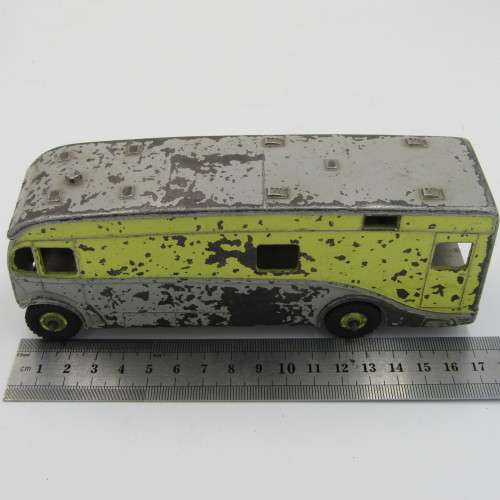 Meccano Ltd Dinky Supertoys Horse - box die-cast toy car - doors missing