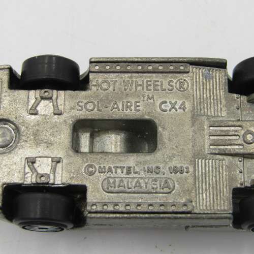 Vintage Hot Wheels Sol-Aire CX4 die-cast toy car with Ultra - Hot wheels