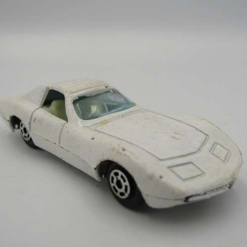 Yatming # 1002 Chevrolet Racer die-cast toy car