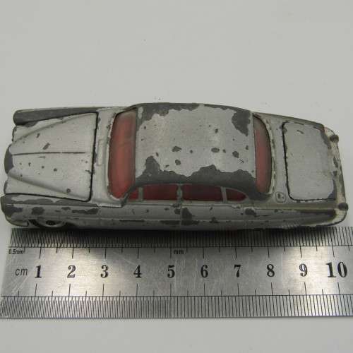 Corgi Toys #238 Jaquar Mark X saloon die-cast model car - tyre missing