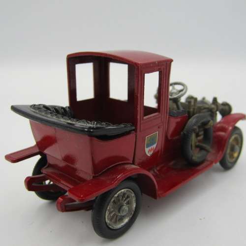 Matchbox Models of Yesteryear No. 11 Packard Landaulet die-cast model car