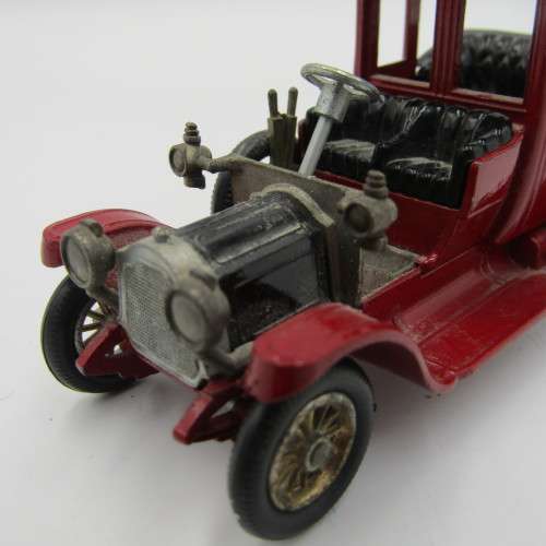 Matchbox Models of Yesteryear No. 11 Packard Landaulet die-cast model car