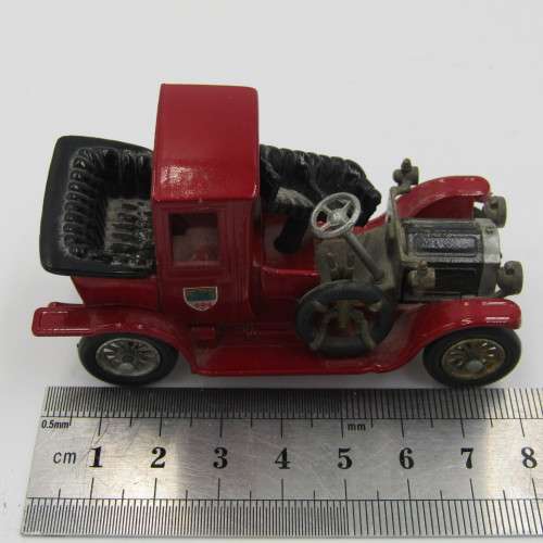 Matchbox Models of Yesteryear No. 11 Packard Landaulet die-cast model car