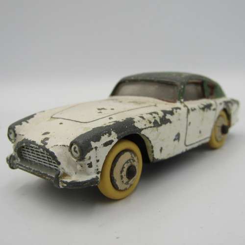 Meccano Ltd Dinky Toys #167 A.C. Aceca die-cast model