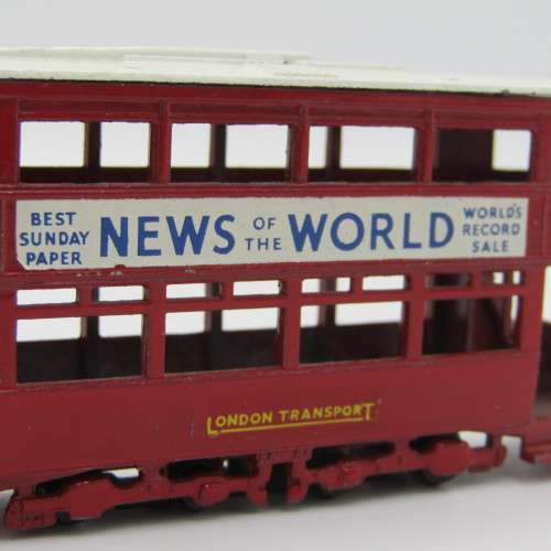 Vintage Lesney No. 3 London Transport die-cast trem