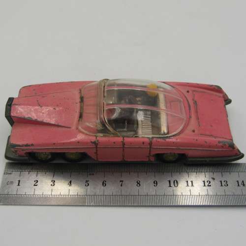 Meccano Ltd Dinky Toys Lady Penelope`s Fab 1 Thunderbirds toy car - scales No 100 - rockets missing