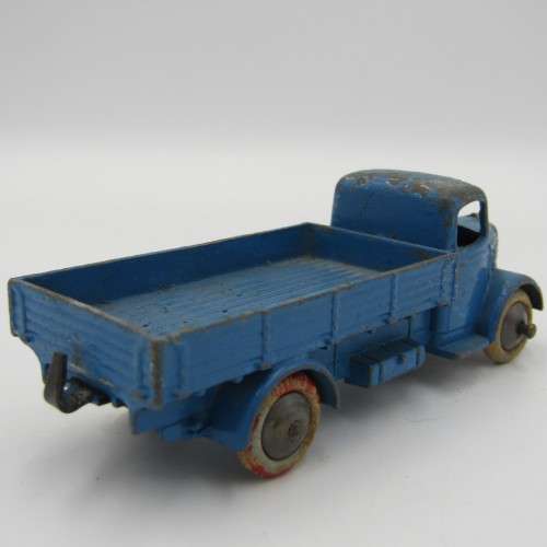 Meccano Ltd Dinky Toys Austin flat bed truck die-cast model