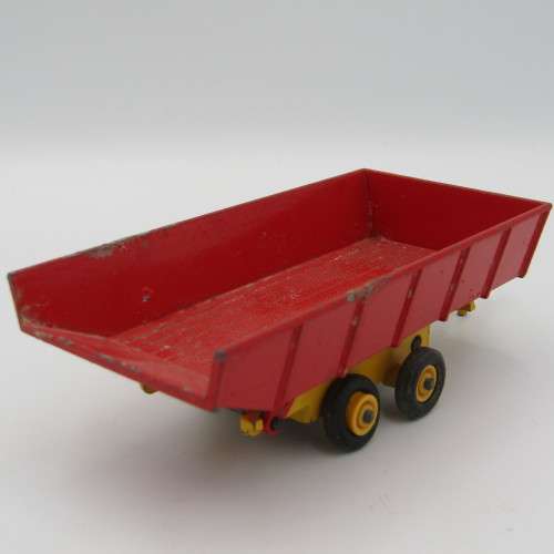 Matchbox KingSize No. K-3 Farm trailer die-cast model