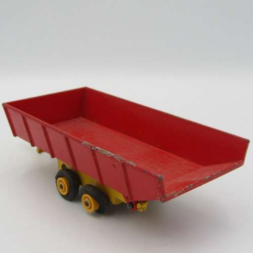 Matchbox KingSize No. K-3 Farm trailer die-cast model