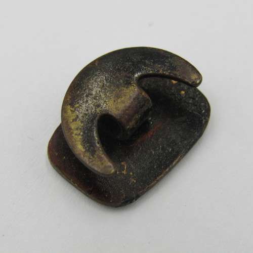 Vintage John Deere Bobaas button hole badge