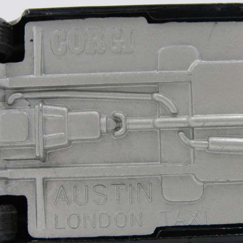 Corgi Austin London Taxi die-cast toy car