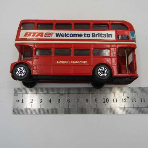 Corgi London Transport Routemaster die-cast bus