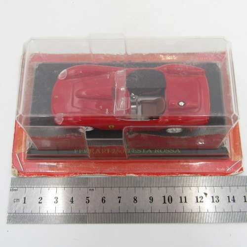 Ferrari 250 Testa Rossa die-cast model car - scale 1/43