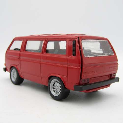 Schabak Modell Volkswagen Caravelle Syncro kombi die-cast toy car - scale 1/43