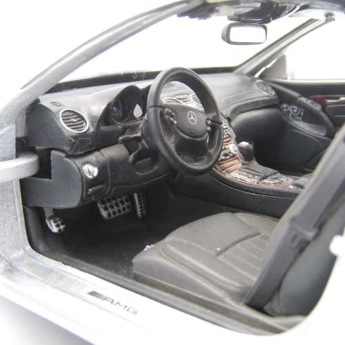 Maisto Mercedes-Benz SL55 AMG die-cast model car - scale 1/18