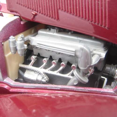 Bburago 1937 Jaguar SS 100 die-cast racing model car - scale 1/18