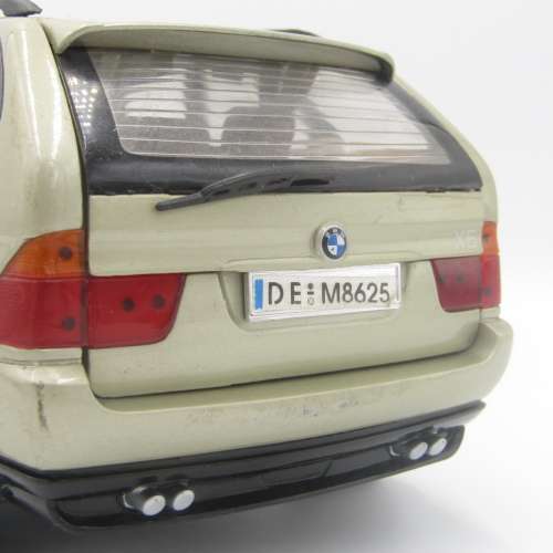 Motor Max BMW X5 die-cast model car - scale