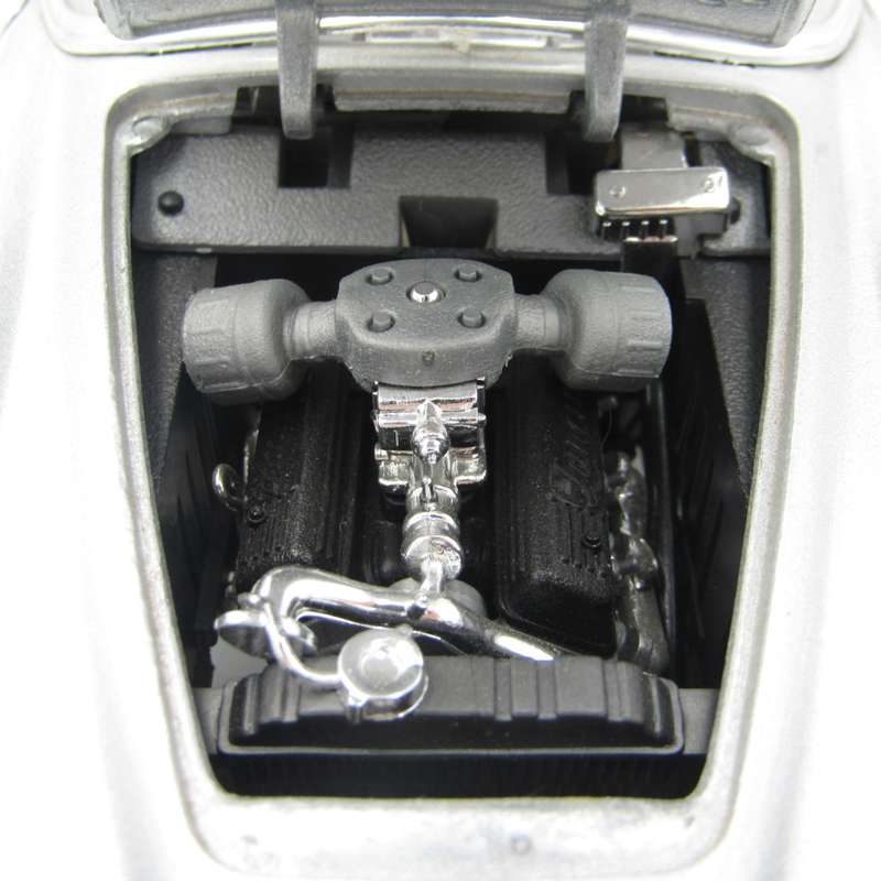 Bburago 1955 Lancia Aurelia B24 Spider die-cast model car - scale 1/18
