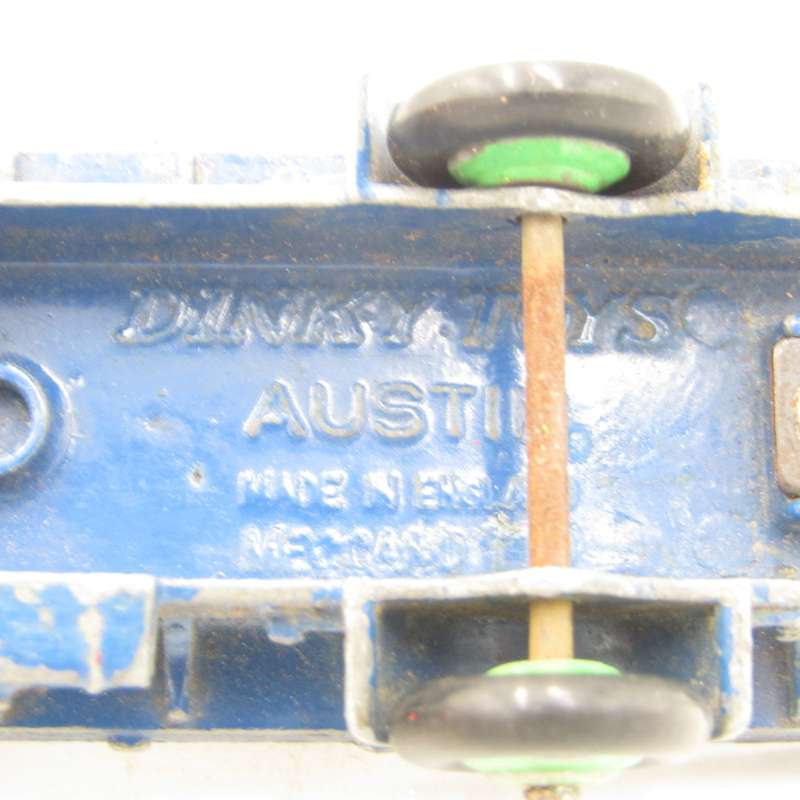 Meccano Ltd #305 Dinky Toys Austin die-cast toy truck
