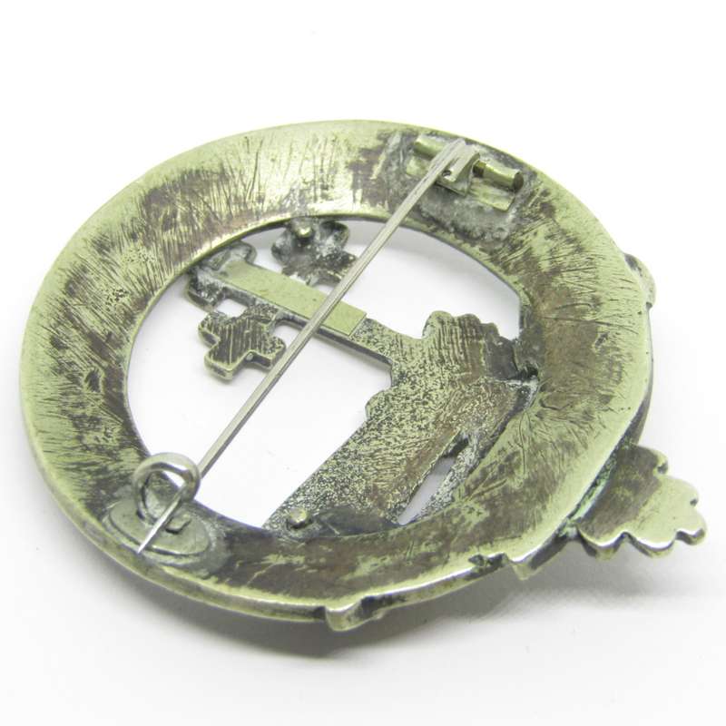 Vintage MacDonald Clan Crest white metal brooch badge