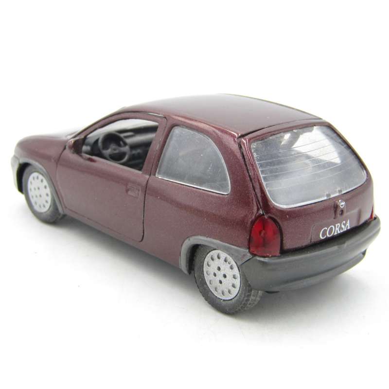 Gama #1005 Opel Corsa die-cast model car - scale 1/43