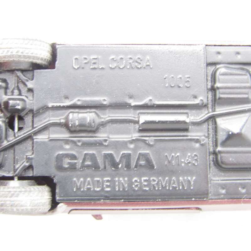 Gama #1005 Opel Corsa die-cast model car - scale 1/43