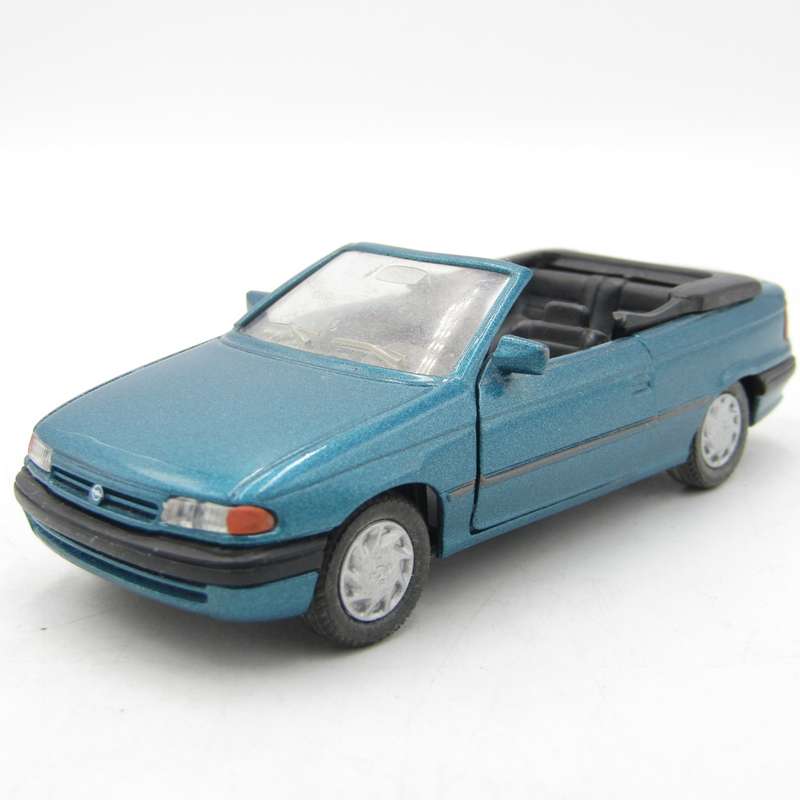 Gama #1026 Opel Astra Cabriolet die-cast model car - scale 1/43