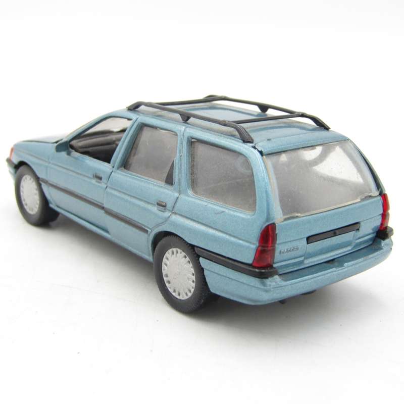Schabak Modell Ford Escort #1096 / 1097 die-cast model car - scale 1/43