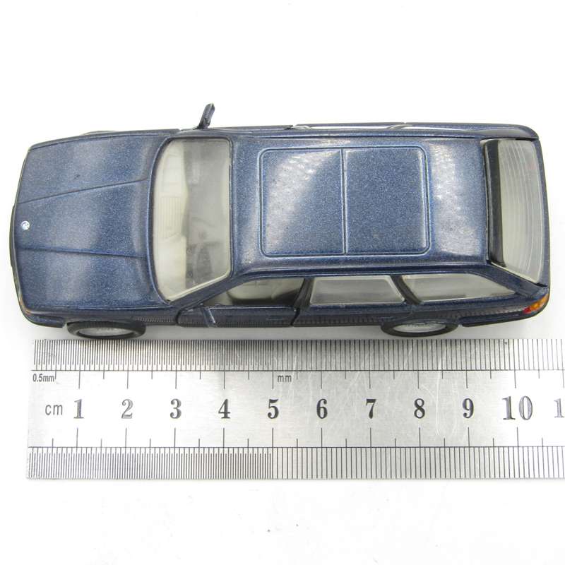 Gama #1011 BMW 525i die-cast model car - scale 1/43