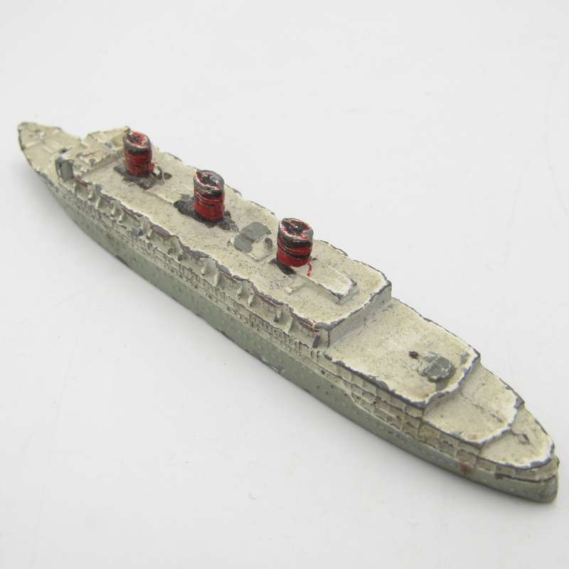 Meccano Dinky Toys Queen of Bermuda die-cast toy ship