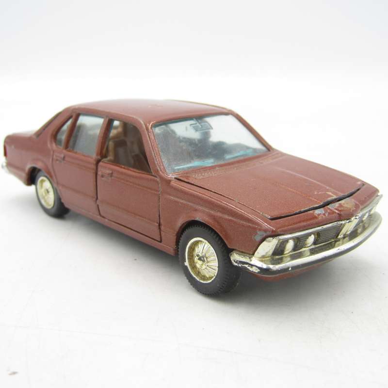 Gama-Mini BMW 7 series die-cast model car - scale 1/43