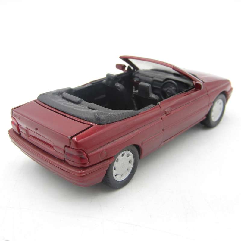 Schabak Modell #1094/1095 Ford Escort cabriolet die-cast model car - scale 1/43