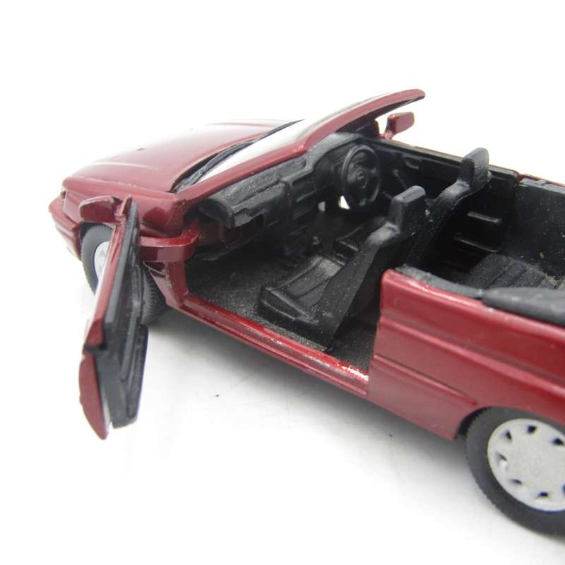 Schabak Modell #1094/1095 Ford Escort cabriolet die-cast model car - scale 1/43