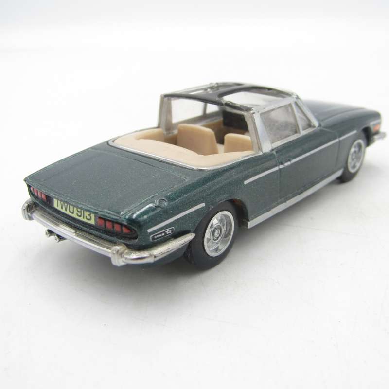 Matchbox Dinky 1969 Triumph Stag die-cast model car
