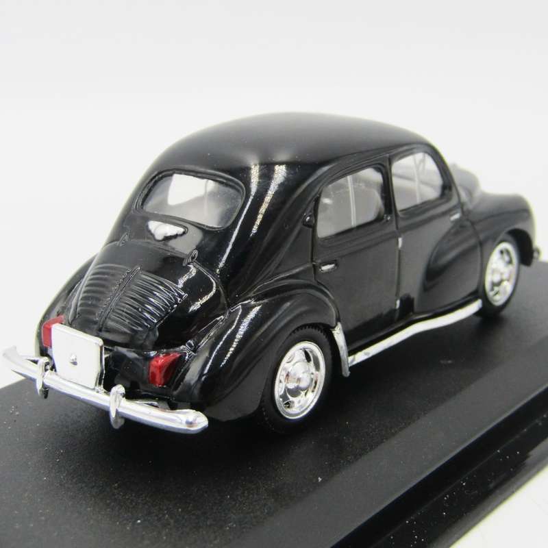 Del Prado 1947 Renault 4 CV die-cast model car - scale 1/43