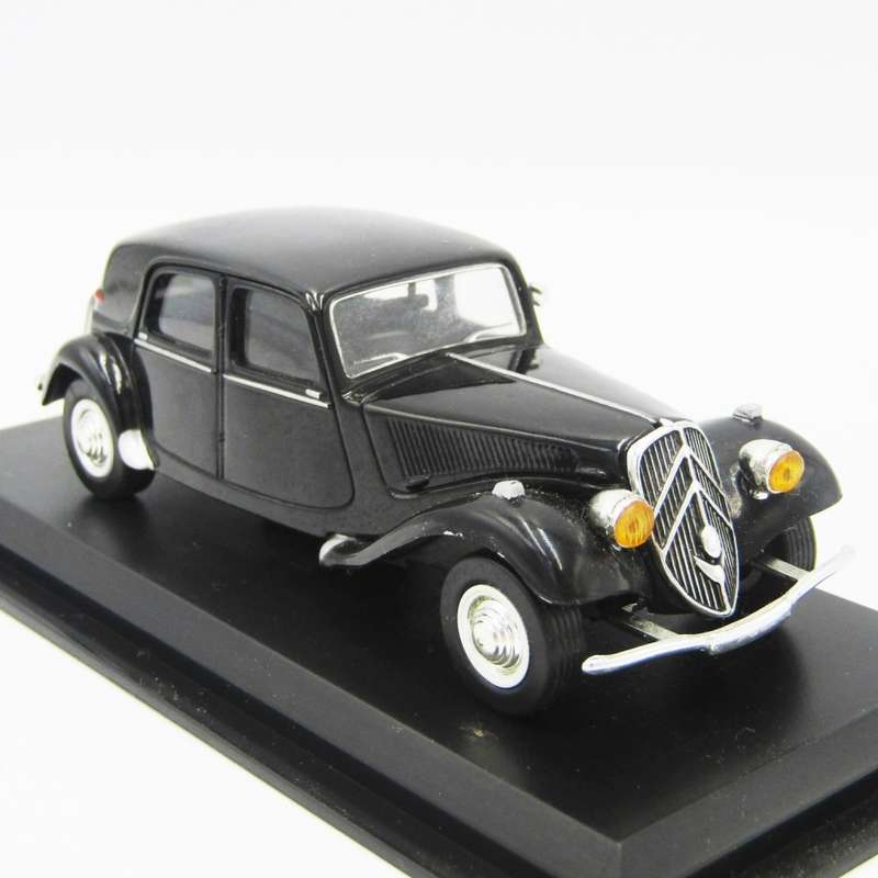 Del Prado 1954 Citroen 11 CV die-cast model car - scale 1/43