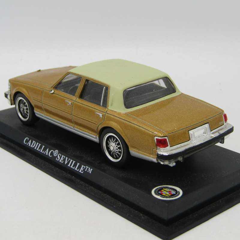 Del Prado 1978 Cadillac seville die-cast model car - scale 1/43 - mirror missing
